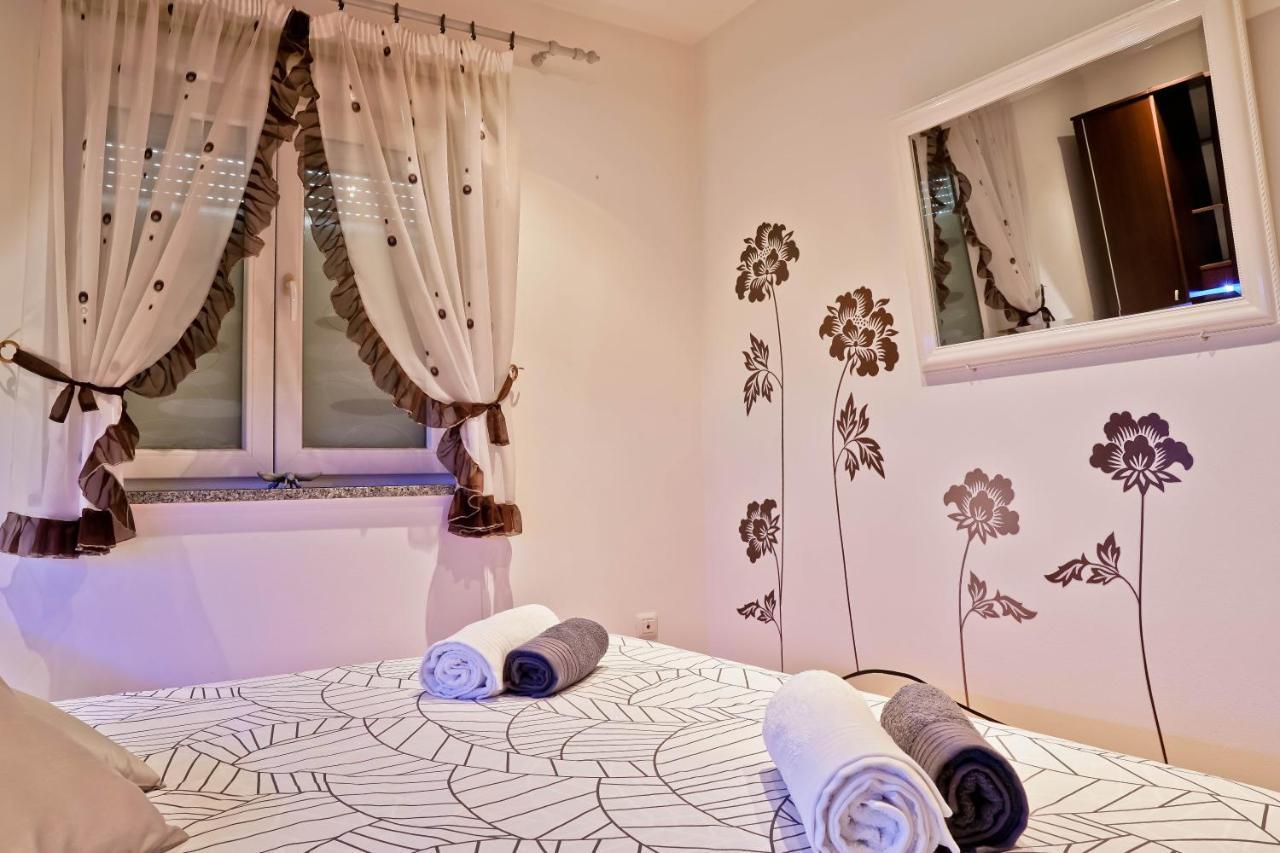 Apartment Dalibor 1870 *